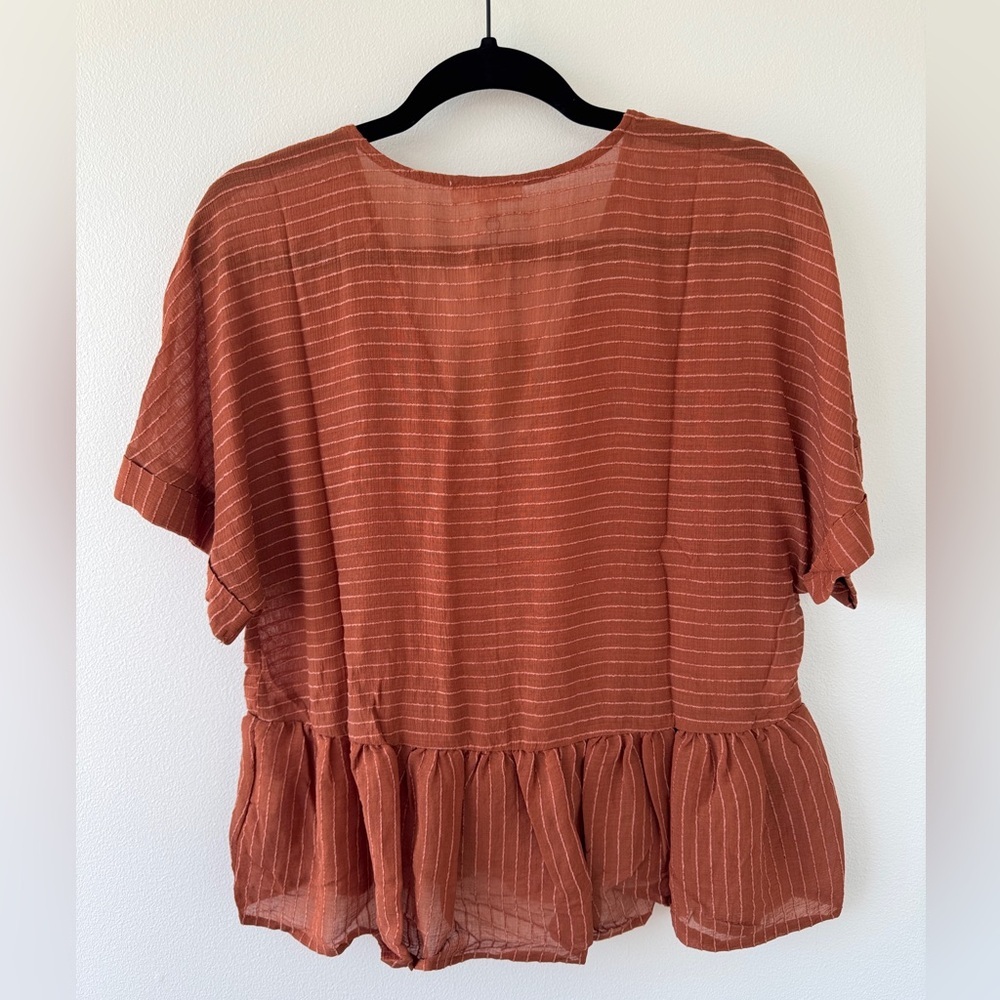 Blu Pepper Blouse (New With Tags) - Picture 6 of 6